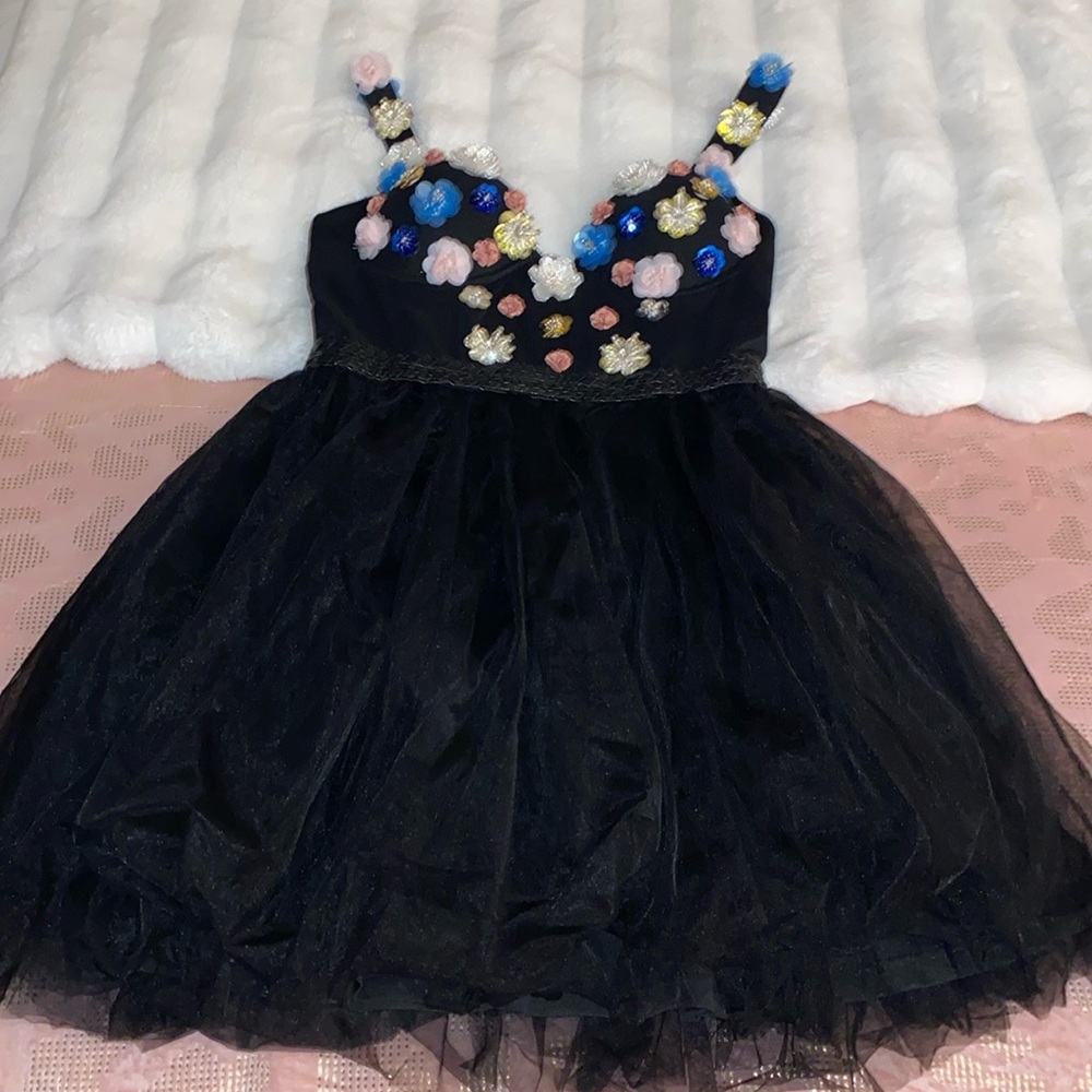 Cute floral embellished tulle mini dress 🩵
